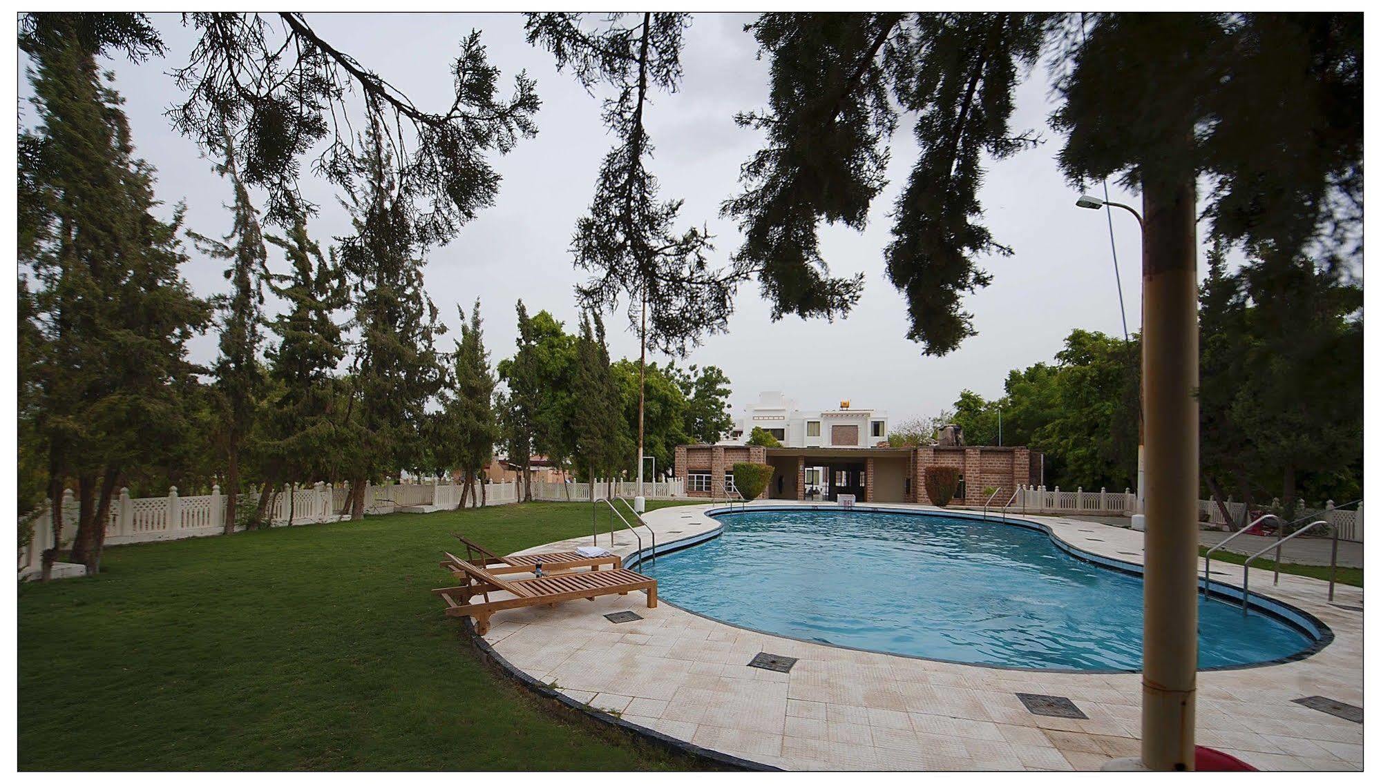 ג'ודפור Lariya Resort מראה חיצוני תמונה